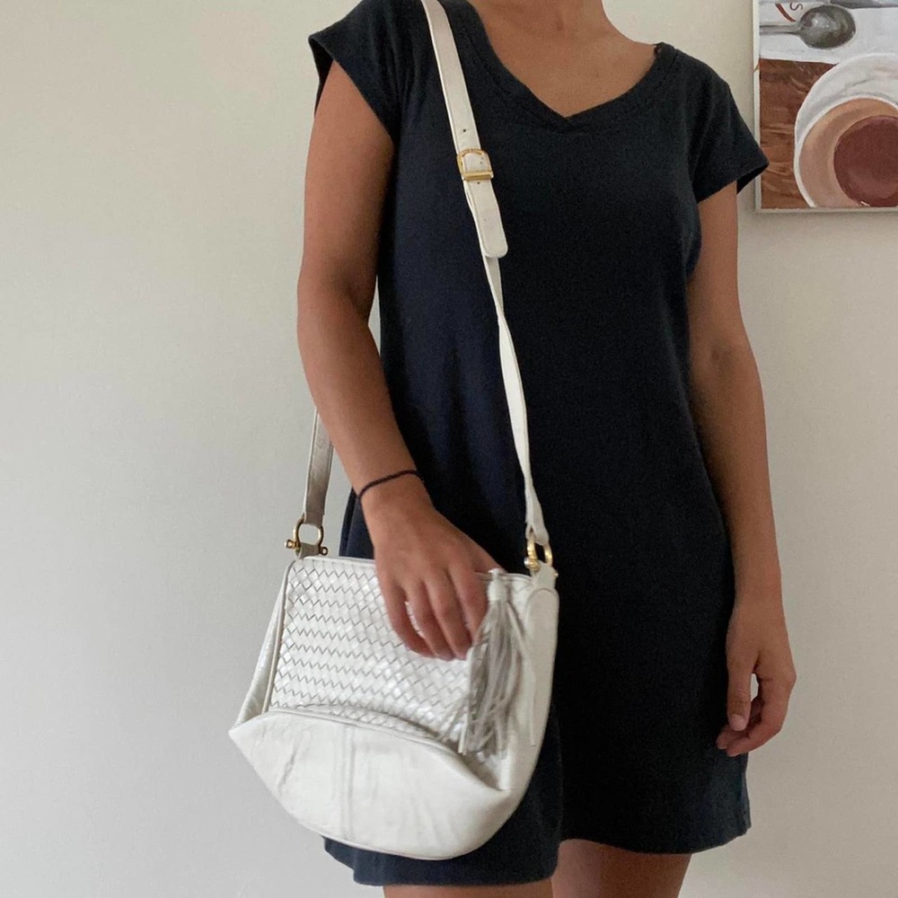 White vintage crossbody purse